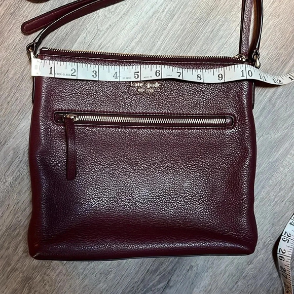 Kate Spade pebbled leather crossbody bag purse - maroon - Picture 2 of 7